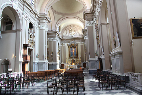 chiesa-del-suffraggio-di-rimini--interno