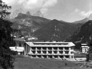 Un pugno di dollari ed una corona