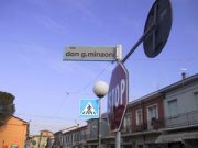 Il maiuscolo sta in via o no?