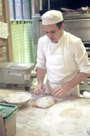 La crisi del pane quotidiano