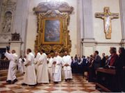 “Un sostegno nel cuore paterno di un sacerdote”