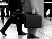 Fuga di massa dal “paradiso”