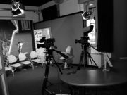 “Non si taglia la democrazia”