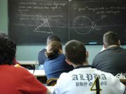 Tremila primini in cerca di scuola