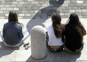 Pubertà precoce: come affrontarla?