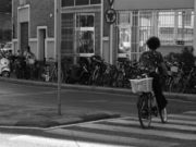 In bici sulla strada: ecco come si pedala