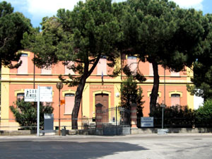 Solo una scuola di Paese poteva arrivare a 100 anni