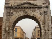 “Bombe d’acqua” piovono sulle fosse: sistema a dura prova