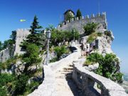 La “benedizione” di Long Wang