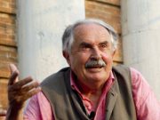 Tonino Guerra, la voce alta che si è staccata dal ramo