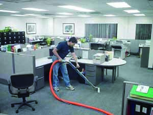 La Regina e il lavoro: problemi tra i sudditi