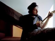 Vinicio Capossela canta la crisi della Grecia