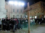 Giovani soli in ricerca di Verità