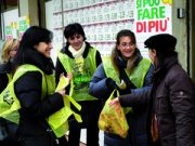 Una Colletta per fare la spesa a chi non può