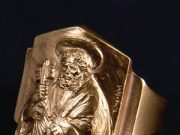 Un “pezzo” di Rimini al dito del Papa