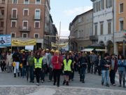 Fuori le sbarre, vicino ai carcerati