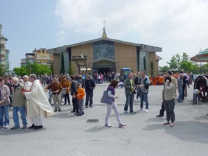 Fra “zone” e “settori” vive una Comunità