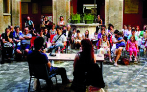 Festival: che ci state a fare sul palcoscenico?