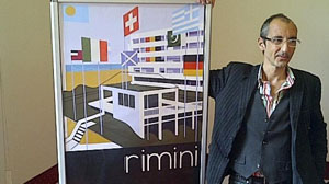 Rimini, un Gran Pavese di bandiere