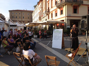 Per strada come il Poverello