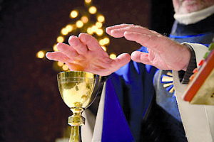 L’imposizione delle mani e l’azione dello Spirito Santo