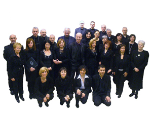 Questi Amori di Coristi cantano in Europa