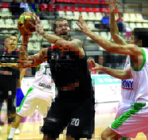 I Granchi a Roma contro l’ex Righetti