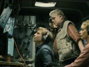 Dolente, solitaria spia in lotta contro il potere