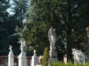 Fra cielo e terra, Spoon River alla riminese