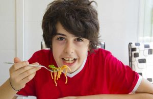 Ragazzi, mangiate meglio e muovetevi!