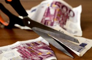 Comuni nella morsa dei tagli