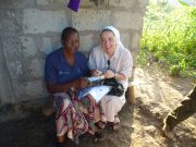 Suor Lorella Chiaruzzi – In punta di piedi con rispetto e delicatezza