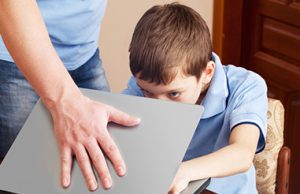 Opportunità e rischi… social: genitori e figli nell’epoca del web