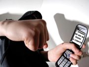 Stop a violenti e cyberbulli