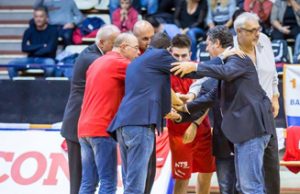 Granchi: siamo giovani, dobbiamo “pizzicare”