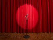 Stand Up Comedy – Solo, sul palco, per far ridere