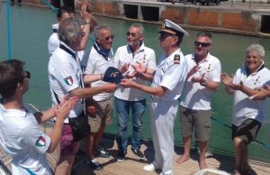 Branca, Branca, Branca! Leon, Leon, Leon!