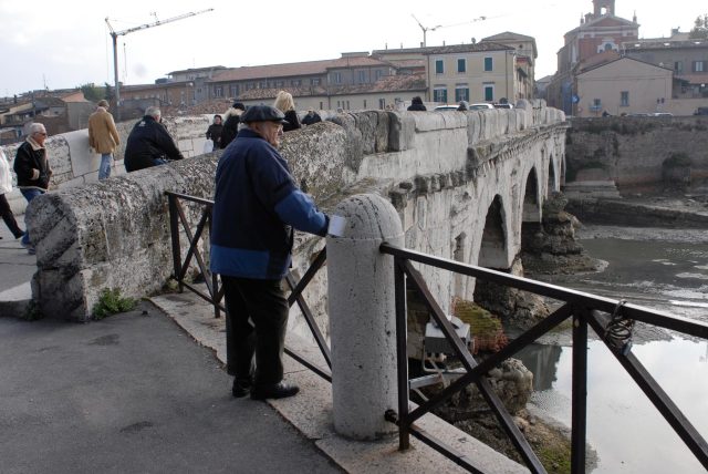 Anziani_PonteTiberio