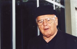 Don Tino: in piccola parrocchia prete del mondo intero