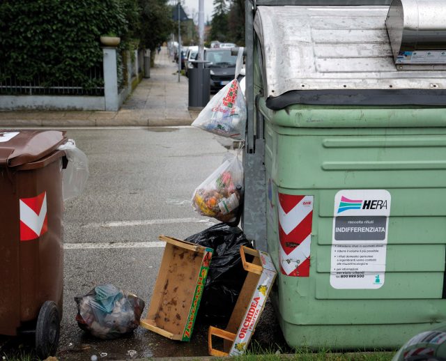 Rifiuti-Immondizia_GAL6240