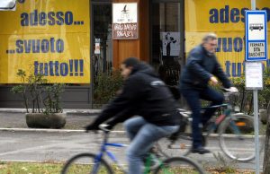 Commercio, in sette anni persi oltre 1200 negozi
