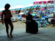 Turismo: Ma cosa volete da noi?