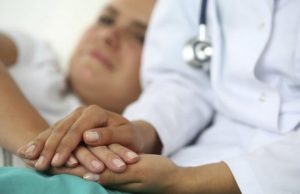 La Chiesa è favorevole o no alle cure palliative?