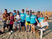 Una spiaggia che fa Centro con le persone
