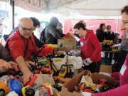 Le bancarelle dell’usato fanno solidarietà