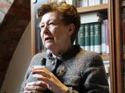 Che bello scoprire che tutti si è chiamati alla santità della porta accanto