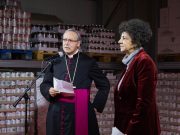 Gli auguri del prefetto dall’Emporio Solidale