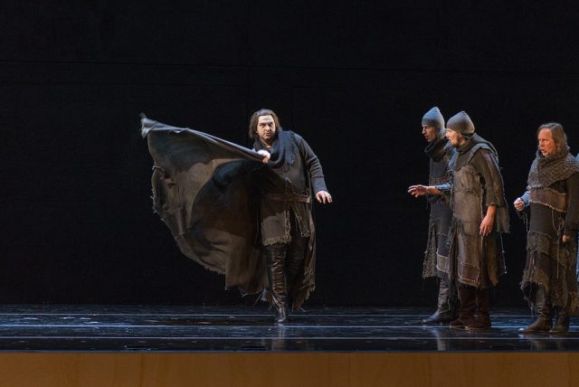 Una scena di Simon Boccanegra al Teatro Galli