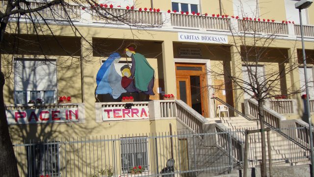 pranzo natale caritas