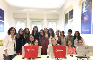 Il web in “rosa” sui banchi di scuola